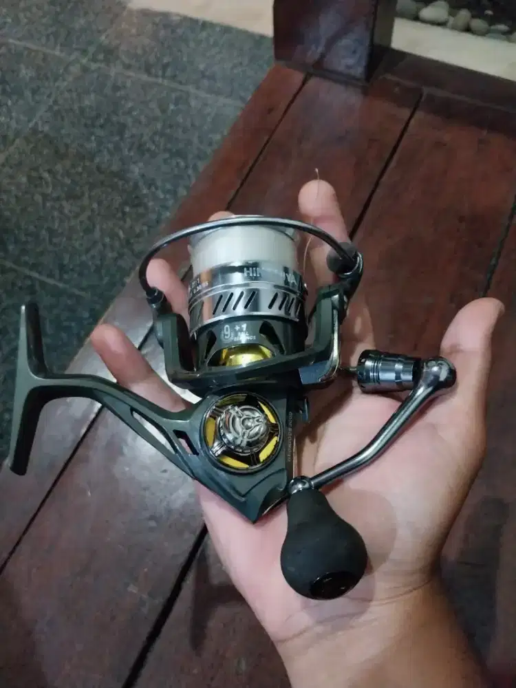 Reel hinomiya uk 3000