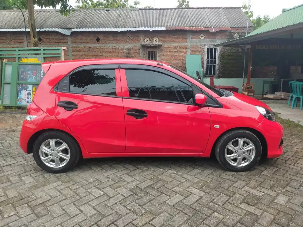 Jual mobil brio