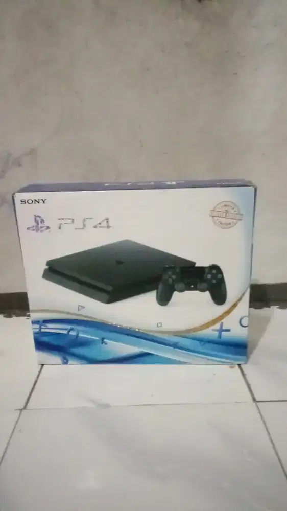 PS 4 SLIM pro 500 GB Mulus no minus