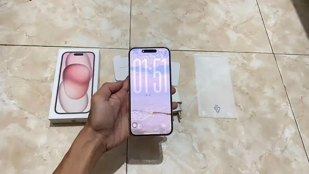 Iphone 15 plus 128gb inter fullset no kendala sinyal aman siap pakai
