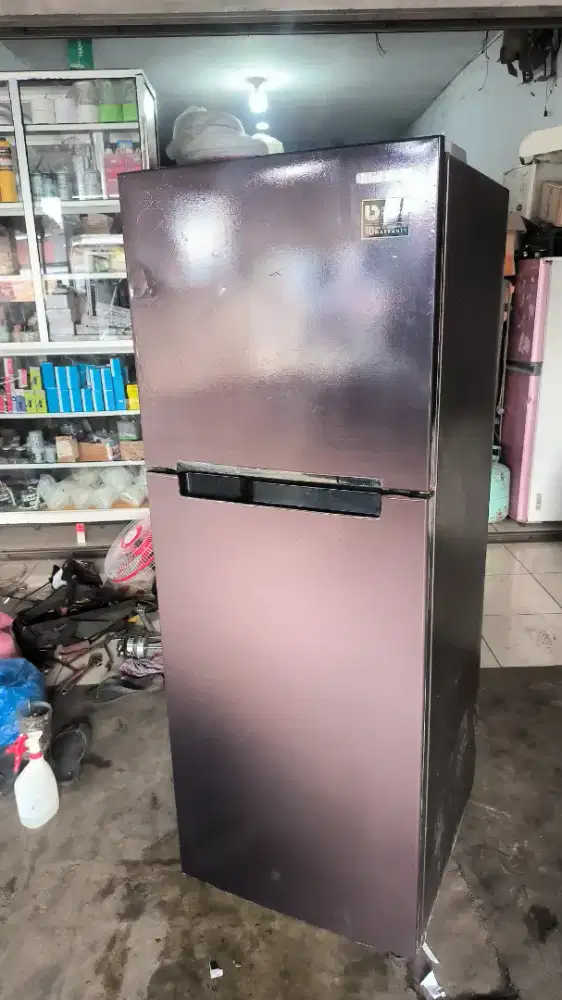 Kulkas Samsung inverter 2 pintu