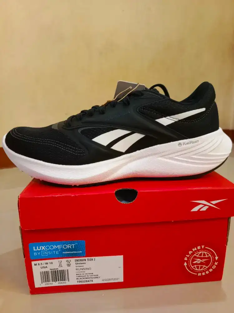 Sepatu olahraga Reebok Energen Tech 2