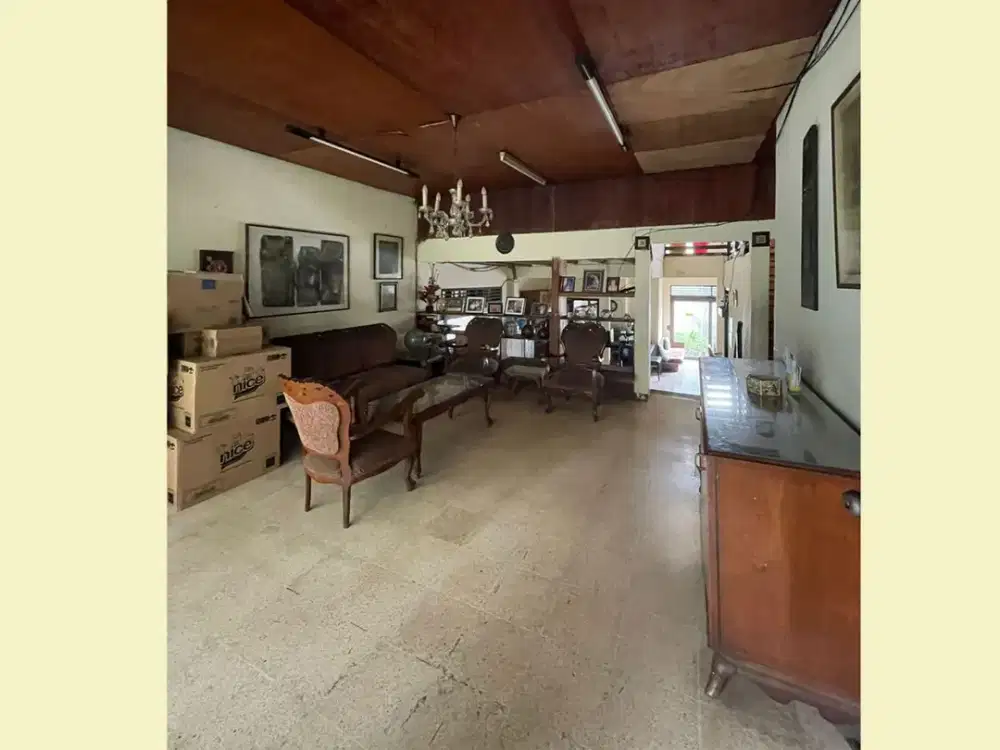 Rumah berlantai Kayu design Mezzanine Lantai 2 di Gandaria Selatan Cilandak