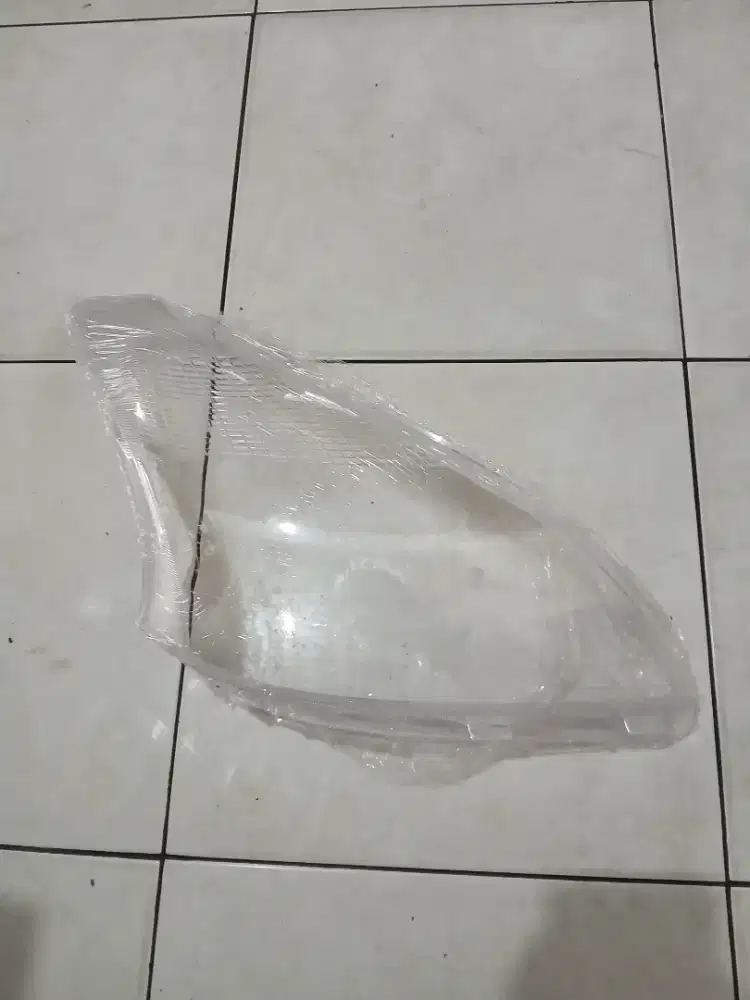 Kaca mika lampu depan all new avanza xenia 2012 on