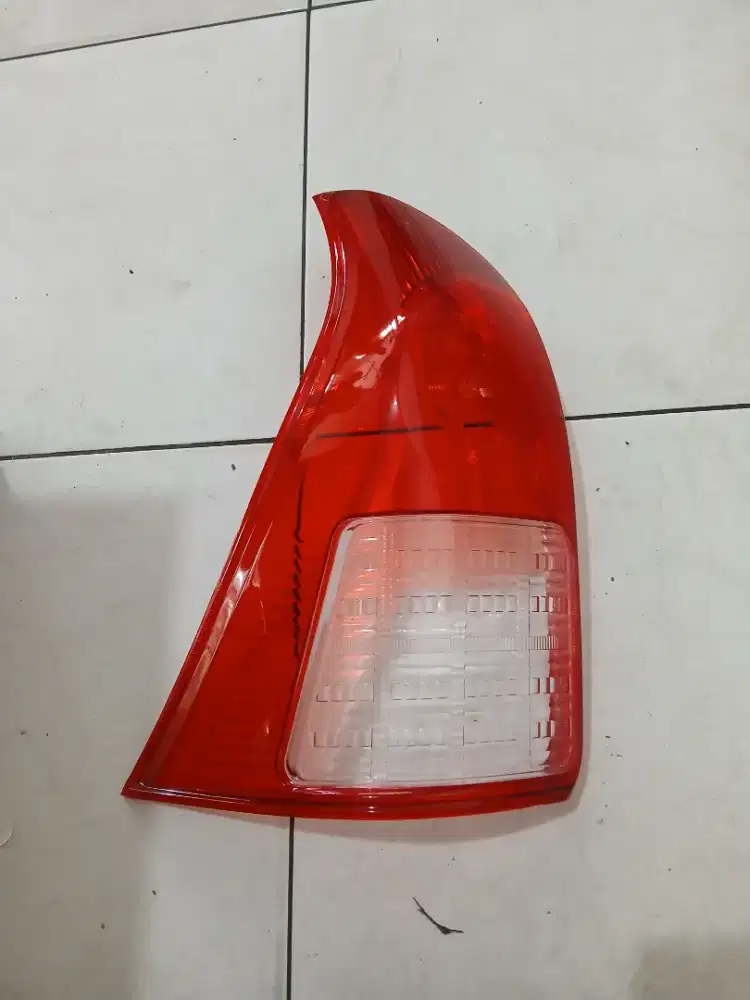 Kaca mika lampu belakang all new avanza xenia