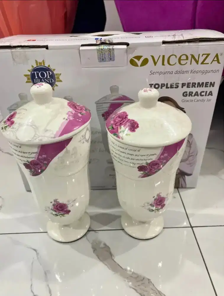 Tempat Permen / Coklat Vicenza Gracia – 2 pcs GRATIS