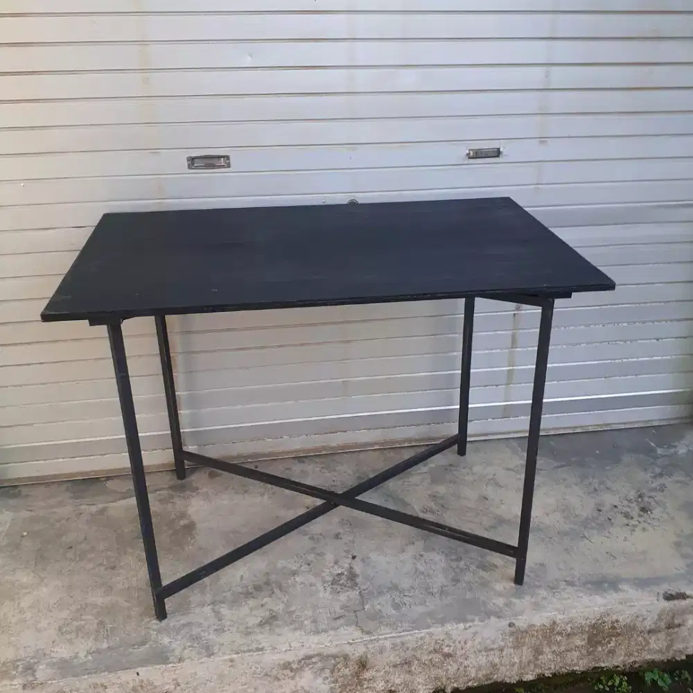 Meja lipat multyi fungsi