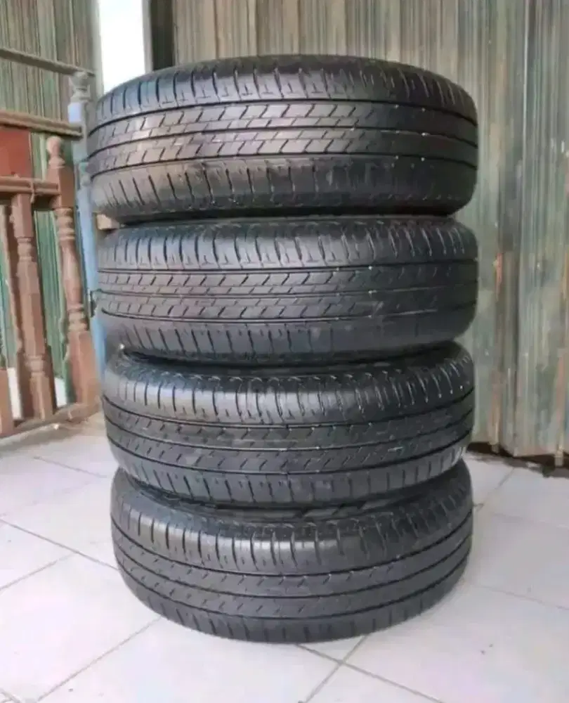 Avanza Veloz ring 15