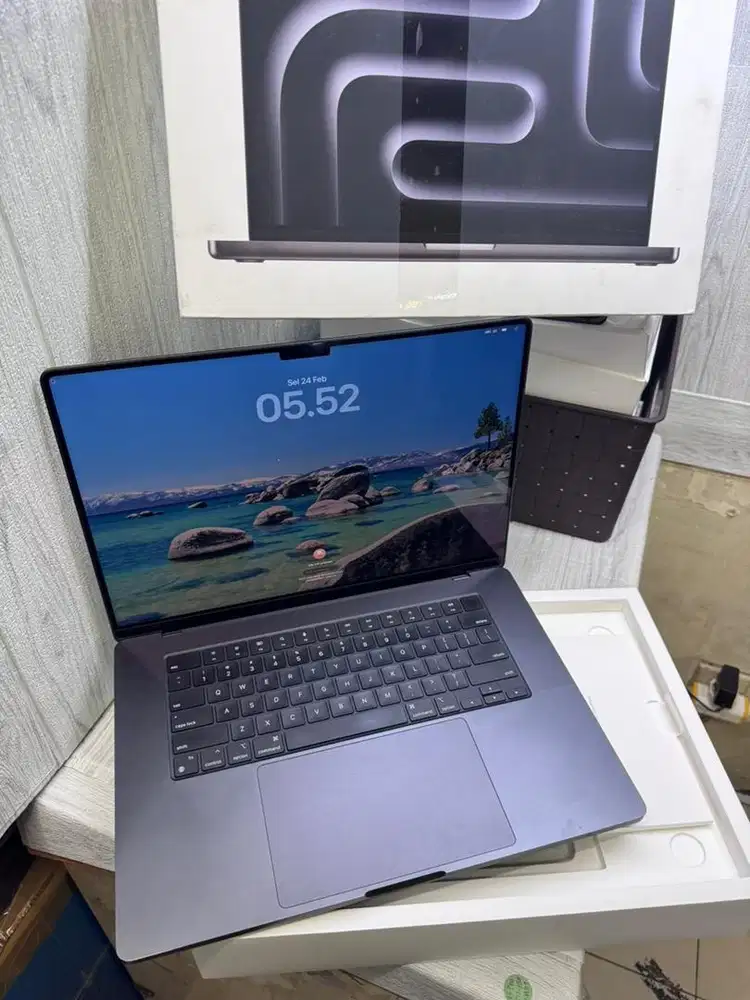 Macbook Pro M4 Max 16-inch 36GB/1TB ex inter fulset original bekas