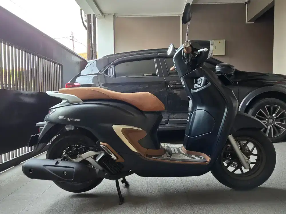 Stylo ABS 160 Hitam 2026