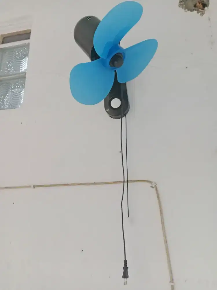 Kipas dinding gantung