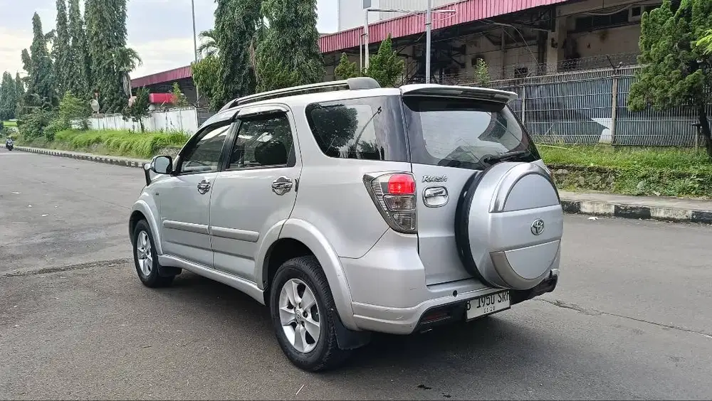 Rush matik 2013 tipe G