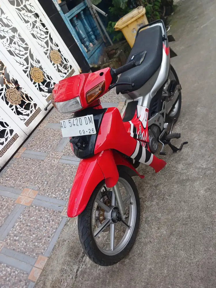 Suzuki Satria RU 2001 ss lengkap mesin bagus,pajak hidup ,AD Boyolali