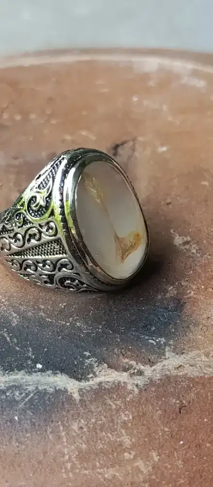 Akik motif inisial L yang namanya awalan L jangan dilewatkan