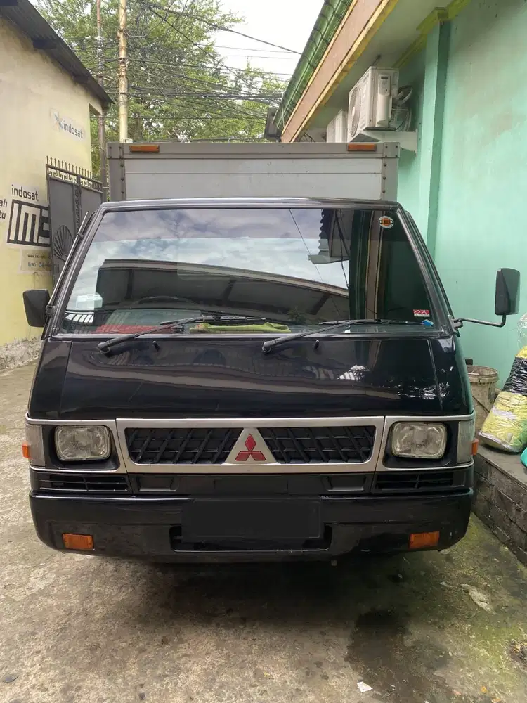 Dijual Mitsubishi L300 Box