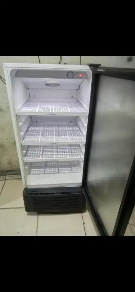 Showcase / kulkas pendingin minuman ukuran 3 rak normal no kendala