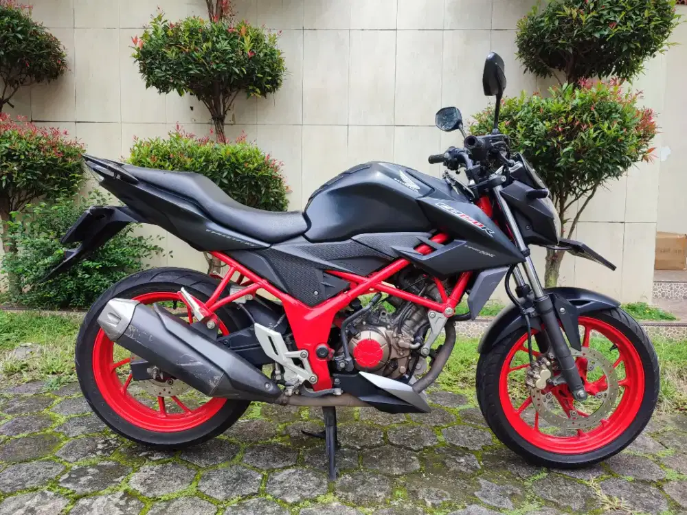 FOR SALE CB 150R TAHUN 2017