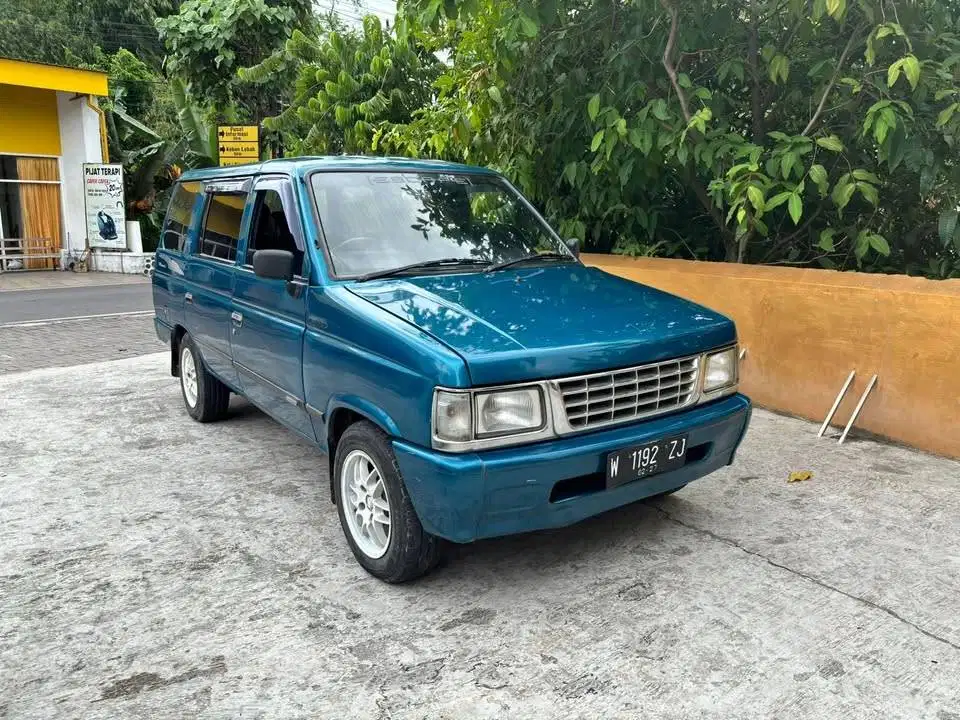 1997 isuzu Panther Grand Royal Plat W rianto mobol bekas sekoto