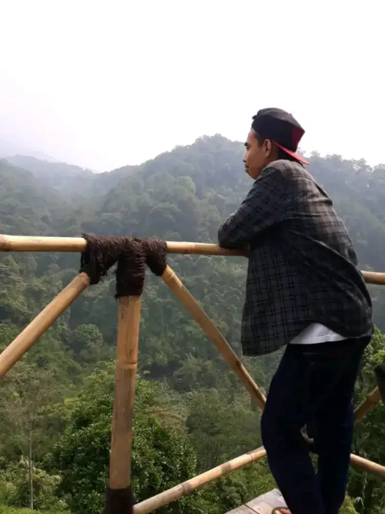 mencari pekerjaan yang halal