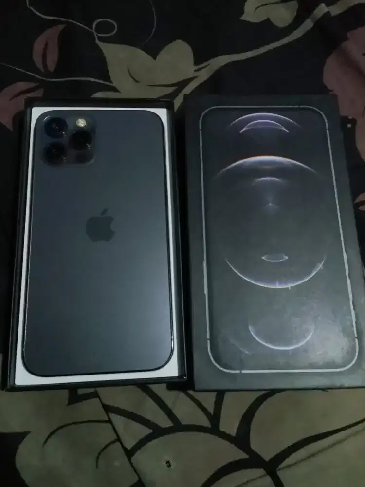 Dijual iphone 12pro 128gb ex inter sinyal ads