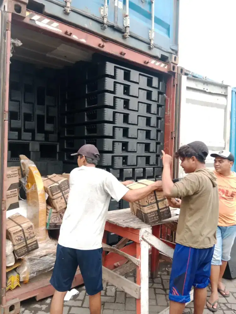 Pallet plastik second layak pakai lama