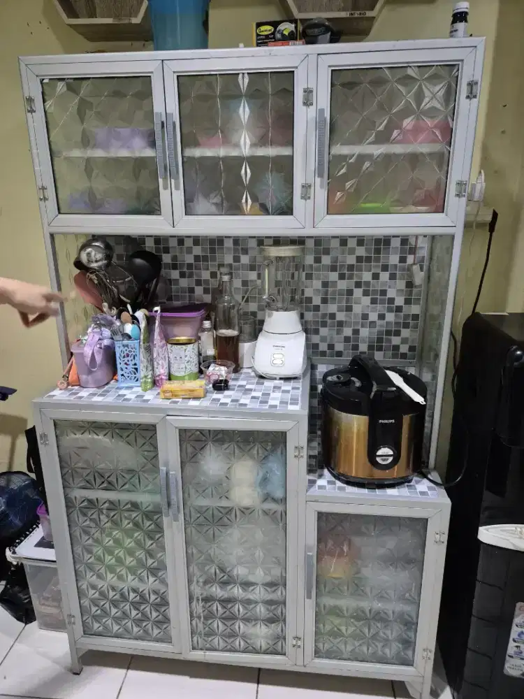 Rak Piring Alumunium Kaca + Keramik 3 Pintu