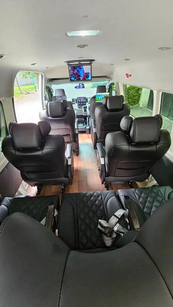 Captain SEAT! TOYOTA HIACE PREMIO 2025 VIP BRAND New Diesel OTR Putih