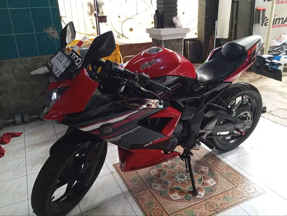 Kawasaki ninja 250 sl