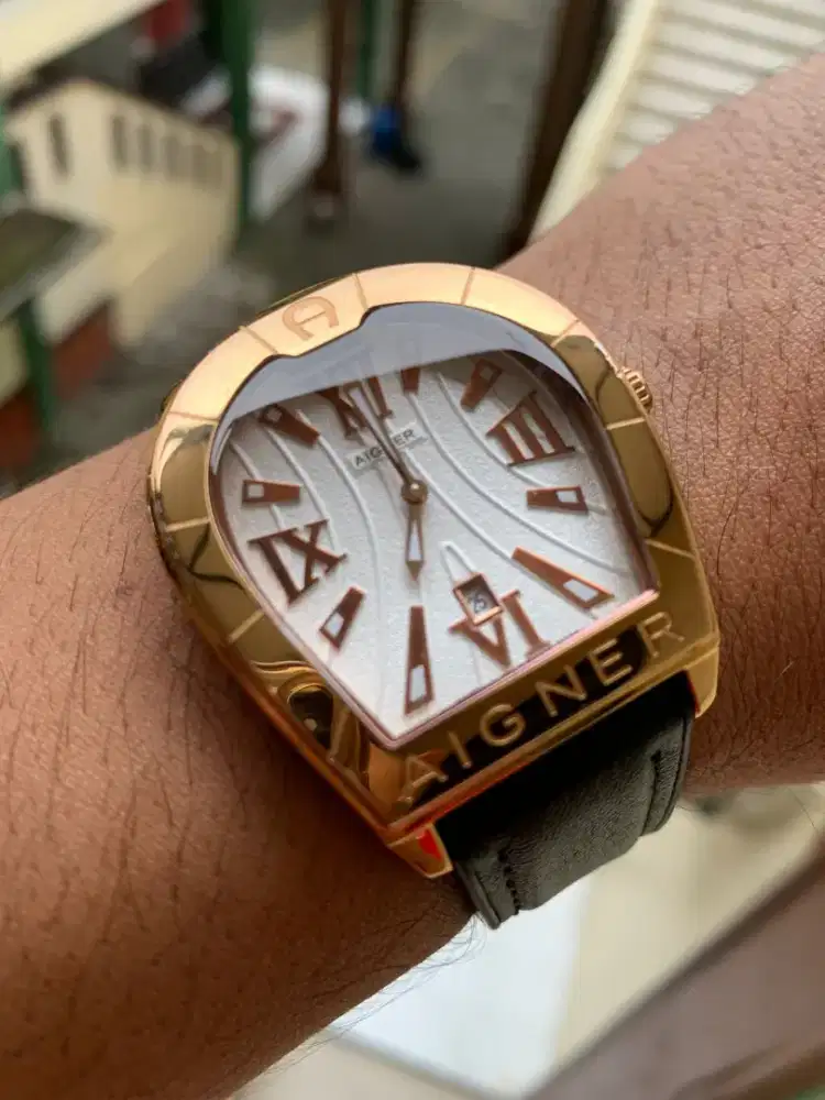 aigner japan komdisi mulus