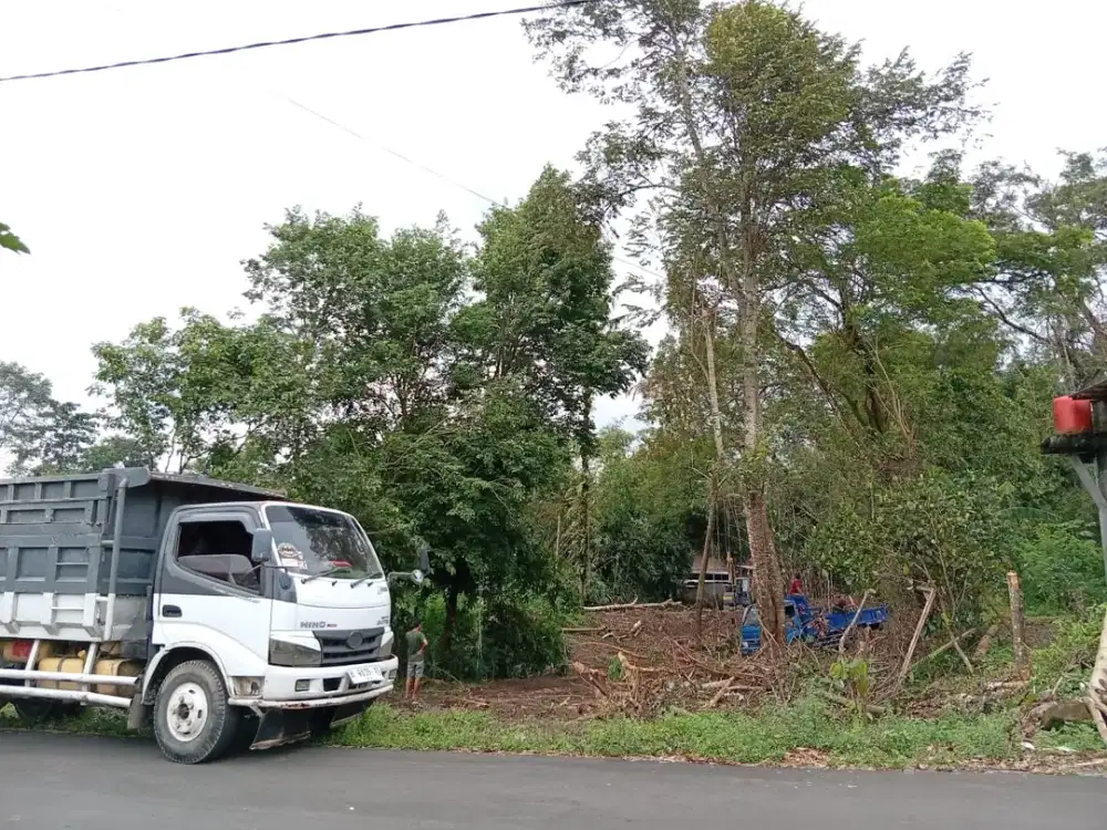 Kavling Selomartani Free AJB dan Balik Nama