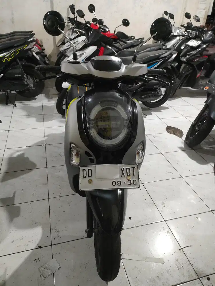 Honda Scoopy kunci 2025 silver hitam
