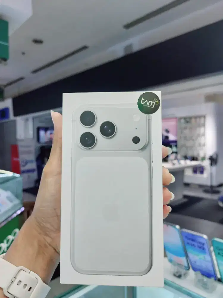 IPHONE 17 PRO DAN IPHONE 17 PRO MAX SILVER NEW RESMI IBOX