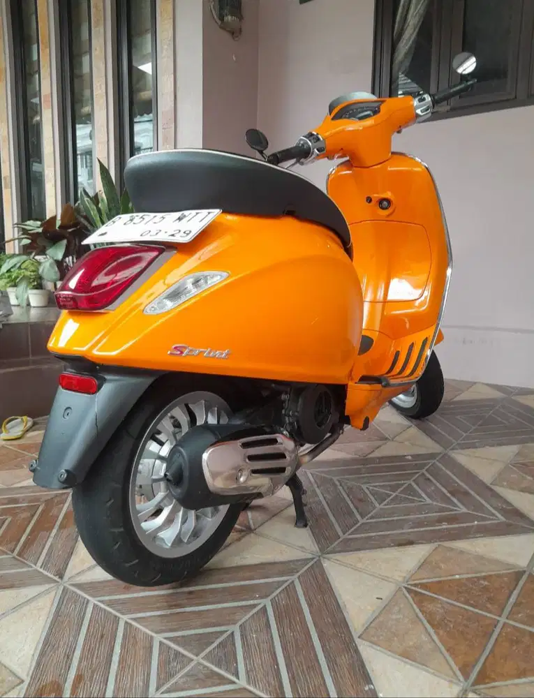 Jual Vespa Sprint IGET 150 ABS A/T