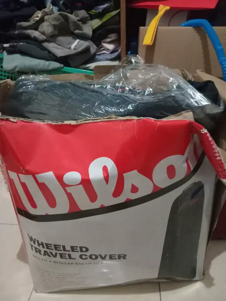 Wilson tas golf like new dijual cepet beli 1 dapet 2