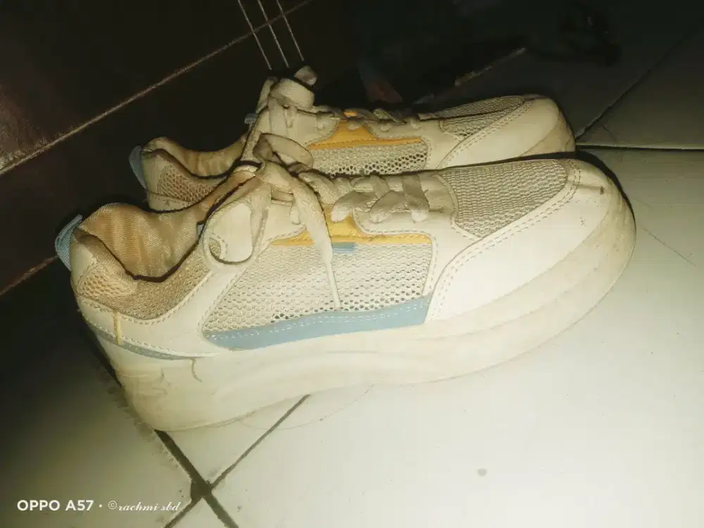 Sepatu prelov no brand