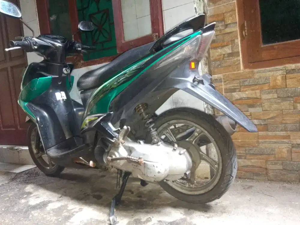 Yamaha xeon karbu 2011