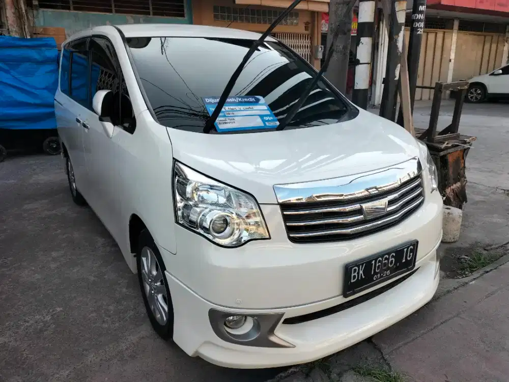Toyota Nav1 V Limited Putih 2016
