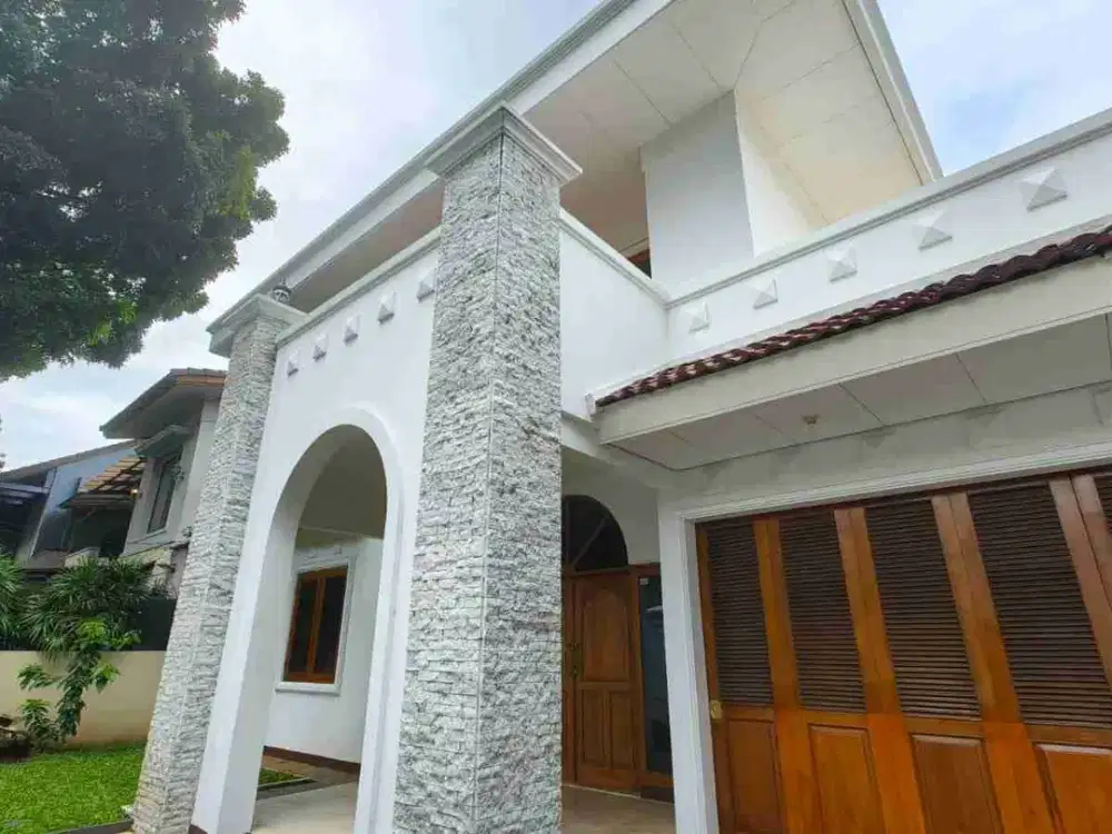 Rumah di Pondok Indah, SHM, Private Pool, LT 405 m²