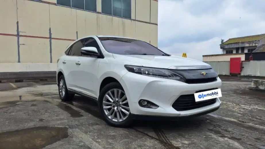 TERMURAH Toyota Harrier 2.0 Bensin-AT 2014 TLQ B