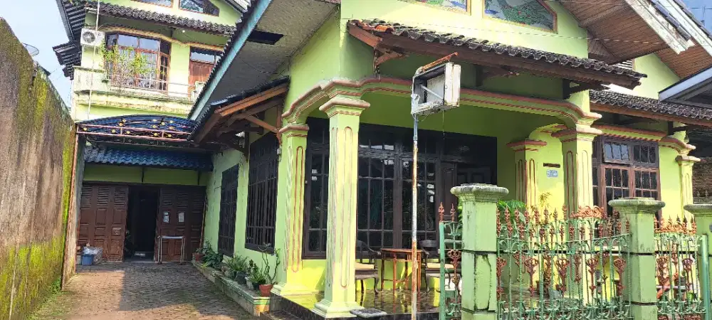 Dijual Rumah 2 Lantai Siap Huni di Kawasan Strategis