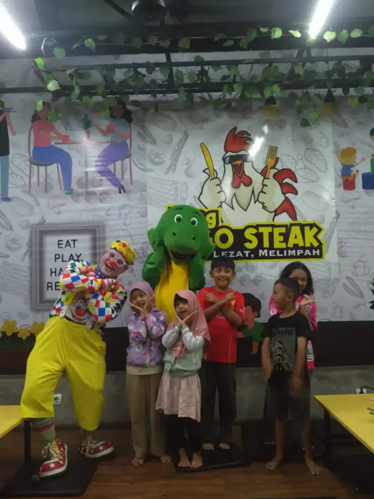 Sulap badut Mr.Sutisno