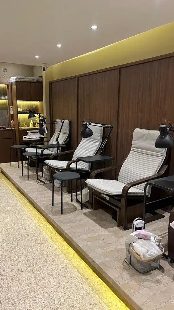 We're hiring SUPERVISOR NAIL BAR