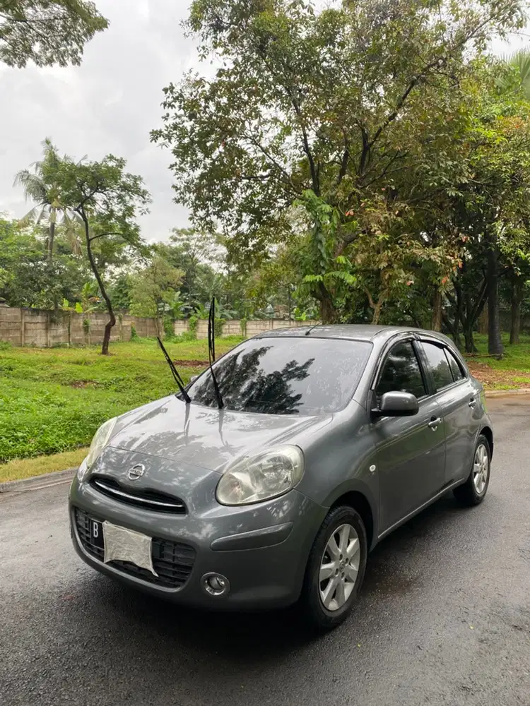 Nissan March 2012 Bensin