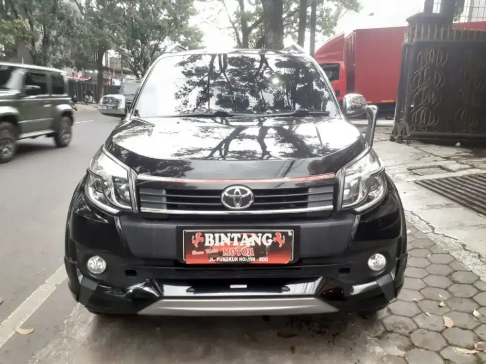 RUSH TRD ULTIMO AT 2016 BLACK / MODEL THN 2017 (BINTANG MOTOR)