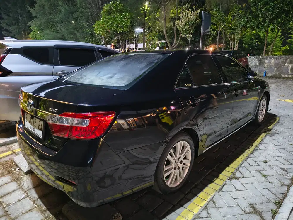 Toyota Camry 2013 Bensin