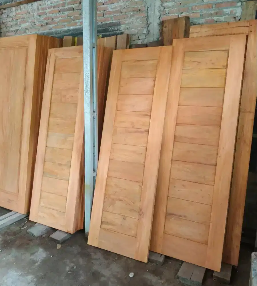 Pintu kamar minimalis