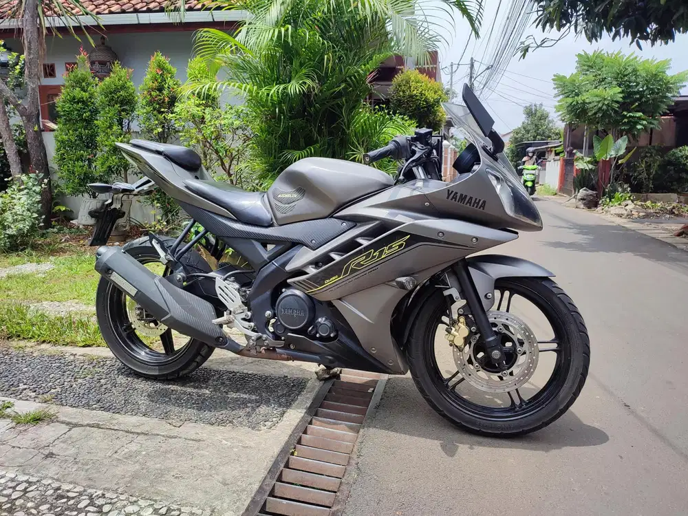FOR SALE R15 V2 TAHUN 2017