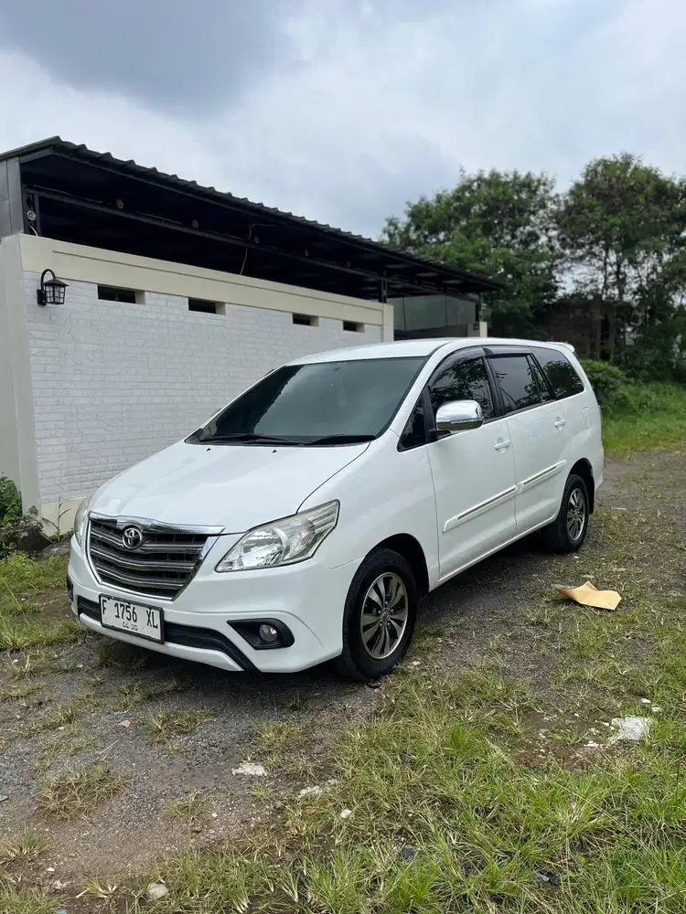 Toyota Kijang Innova 2015 Bensin