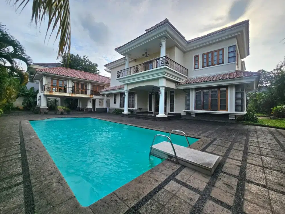 RUMAH MEWAH DI TAMAN KEDOYA BARU - Jakarta Barat