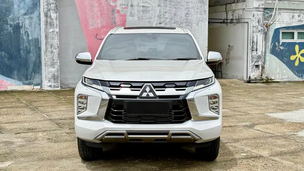 [KM 9 RIBU]MITSUBISHI PAJERO SPORT DAKAR IMPROVEMENT PUTIH AT 2024